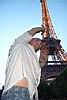 53_rico_tient_la_tour_eiffel.JPG